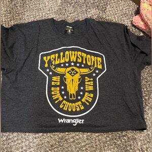 Cropped Yellowstone tee